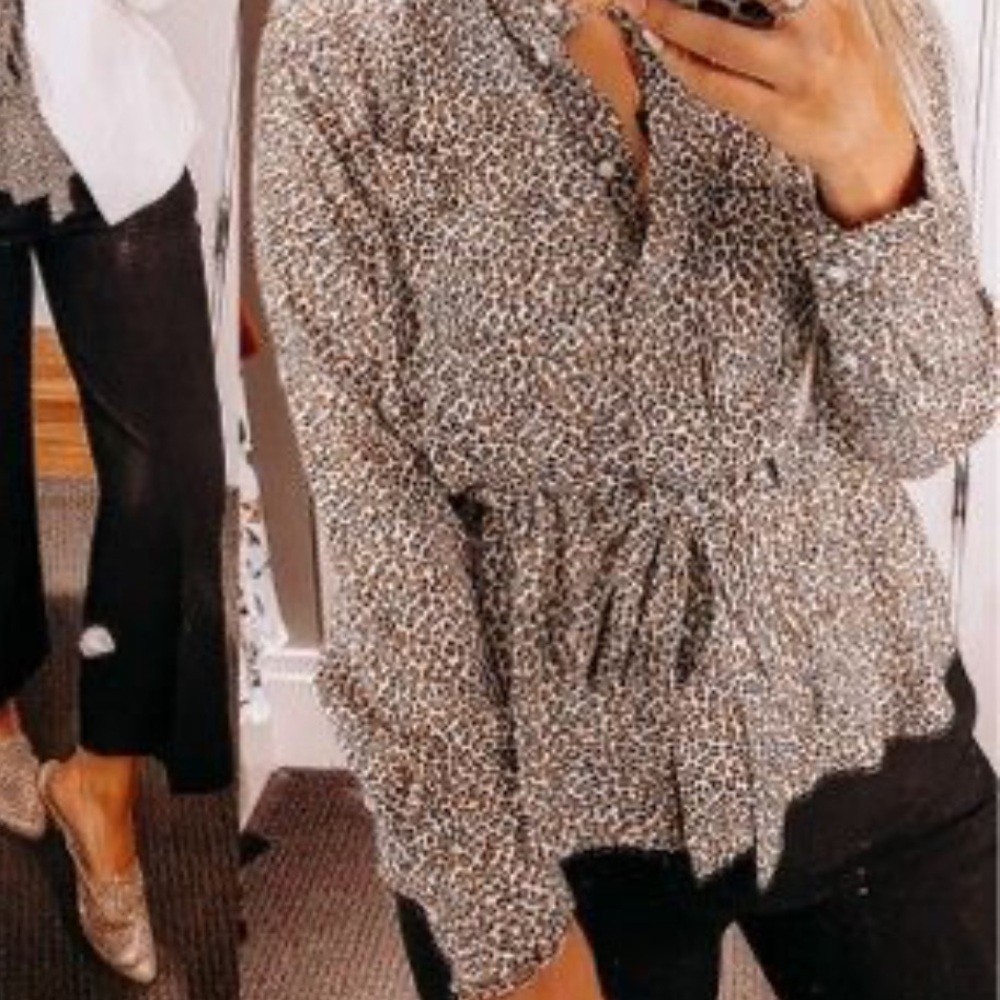 NWT Banana Republic Leopard Print Long Sleeve blouse